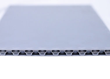 Σάντουιτς PP κυψελωτής επιτροπής πολυπροπυλενίου που τεμαχίζει 4mm 5mm